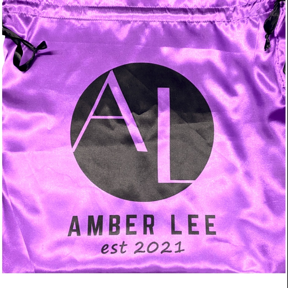 43' 40 CM purple silk dust bag.